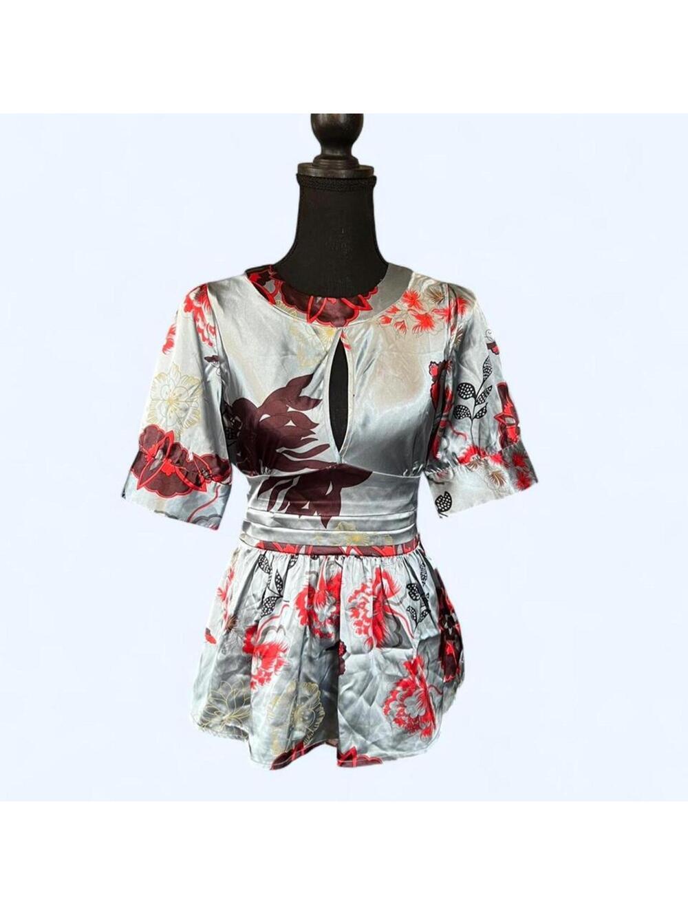 BCBGMAXAZRIA satin floral fairycore kimono top small ❤️